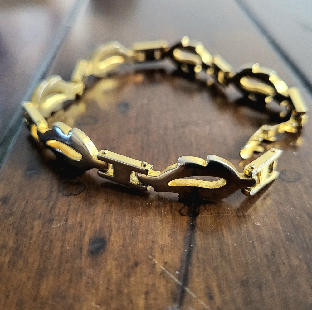 Vintage goldtone flat linked bracelet 8.25"